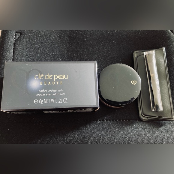 CLÉ DE PEAU - CREAM EYE COLOUR SOLO - # 305 Lively Orange Gold - Picture 2 of 7